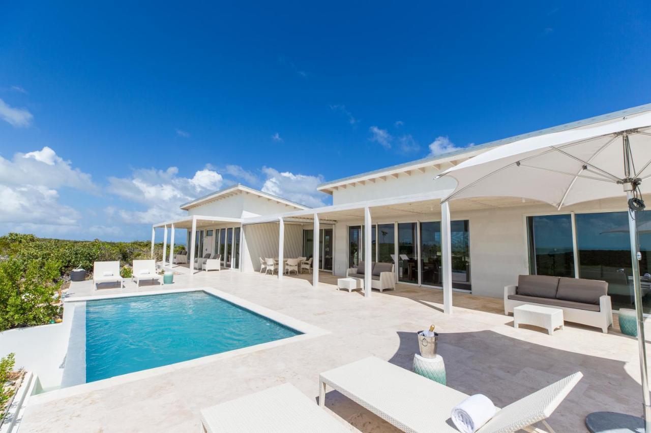Sailrock South Caicos - Oceanview Villas & Suites Exterior photo